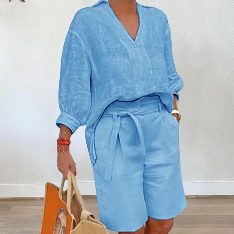 Casual women's set consisting of a V-neck top and shorts