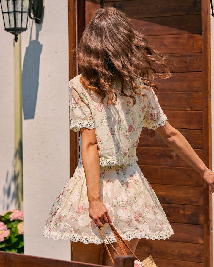 Floral Collar Lace Pockets Blouse